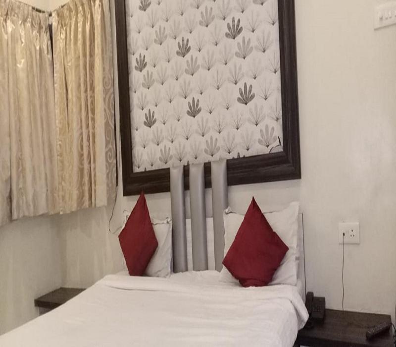 Hotel White House Poona Buitenkant foto