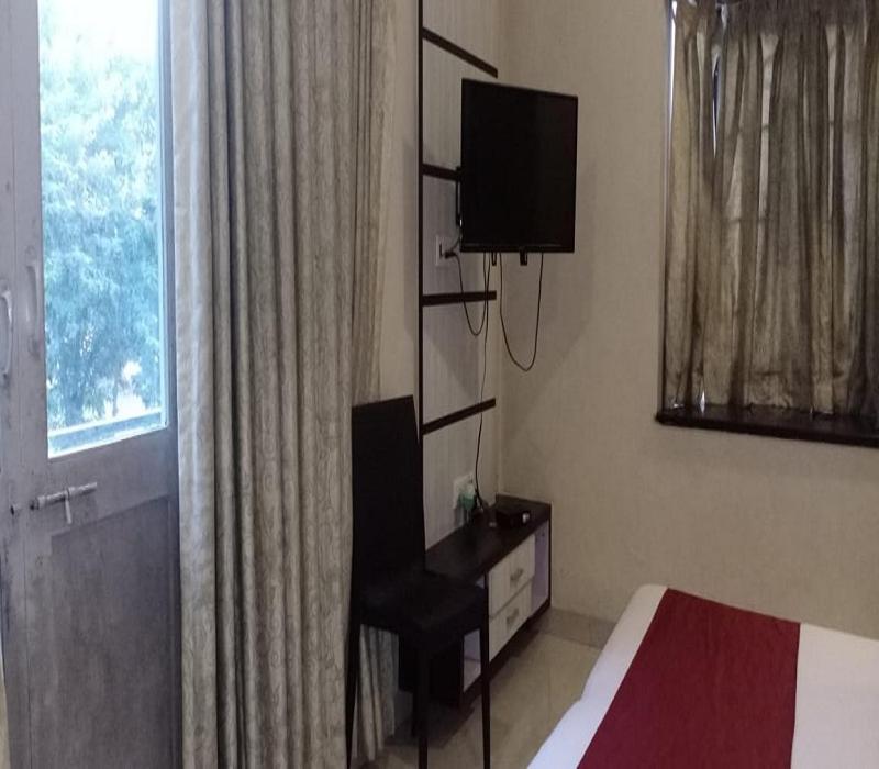 Hotel White House Poona Buitenkant foto