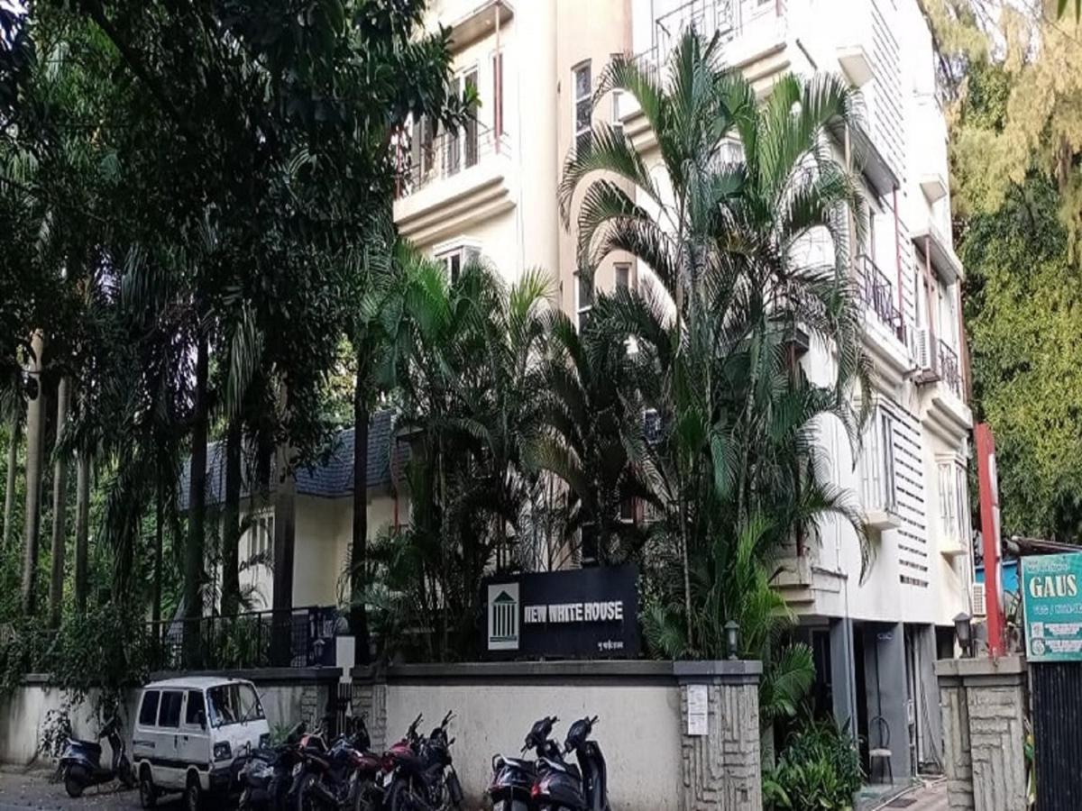 Hotel White House Poona Buitenkant foto
